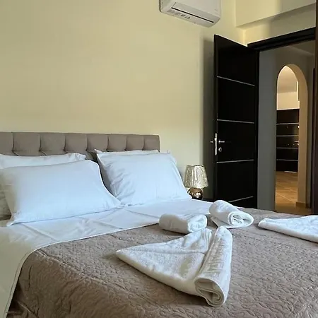 Apartment Anna Kavros Luxury